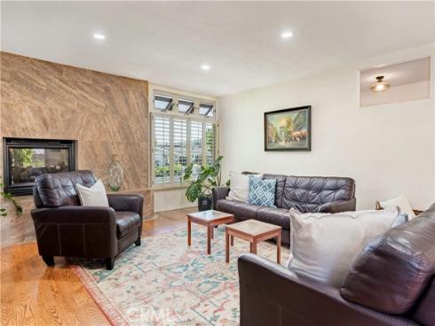 1335 Crestview Avenue, Seal Beach, CA