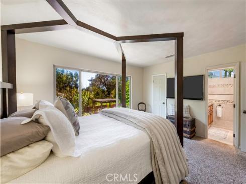 1335 Crestview Avenue, Seal Beach, CA