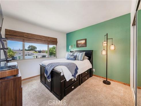 1335 Crestview Avenue, Seal Beach, CA