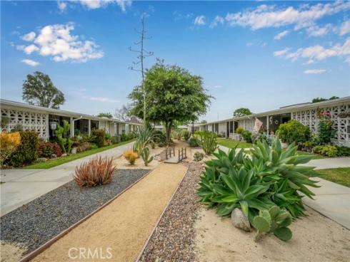 1661 Monterey 16G RoadM2, Seal Beach, CA