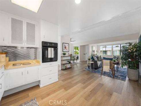 1661 Monterey 16G RoadM2, Seal Beach, CA