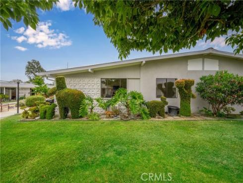 1661 Monterey 16G RoadM2, Seal Beach, CA