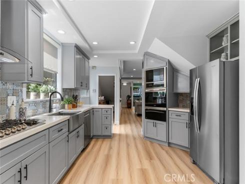 232  7th   Street, Seal Beach, CA