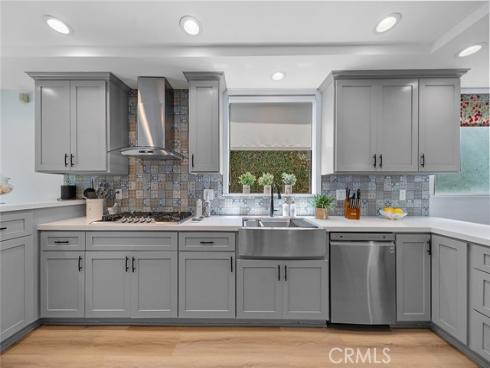 232  7th   Street, Seal Beach, CA