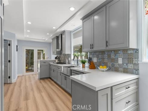 232  7th   Street, Seal Beach, CA