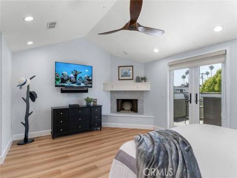 232  7th   Street, Seal Beach, CA