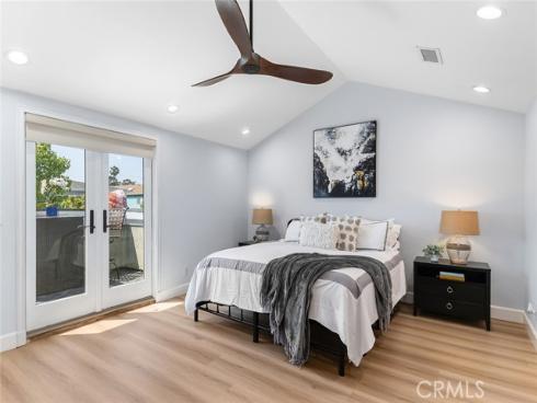 232  7th   Street, Seal Beach, CA