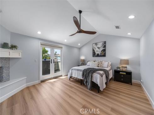 232  7th   Street, Seal Beach, CA