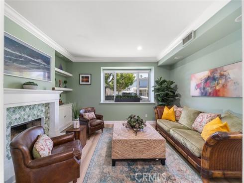 232  7th   Street, Seal Beach, CA