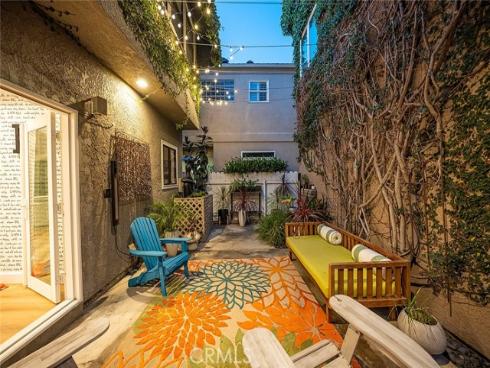 232  7th   Street, Seal Beach, CA