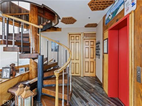 1  Anderson   Street, Seal Beach, CA