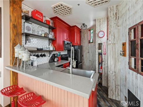 1  Anderson   Street, Seal Beach, CA