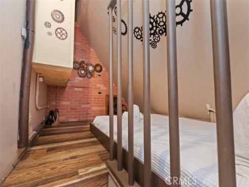 1  Anderson   Street, Seal Beach, CA