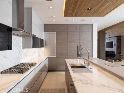 501 Ocean Avenue, Seal Beach, CA