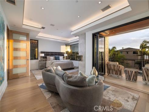 501 Ocean Avenue, Seal Beach, CA