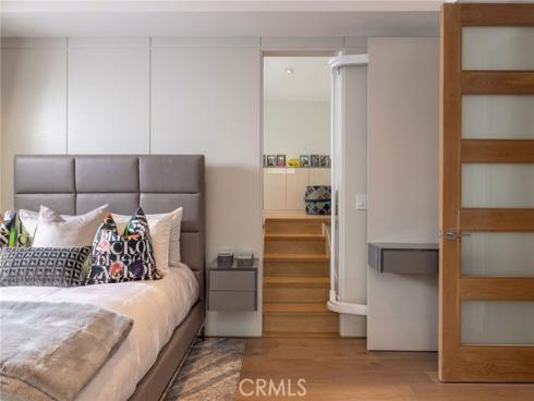 501 Ocean Avenue, Seal Beach, CA