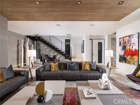 501 Ocean Avenue, Seal Beach, CA