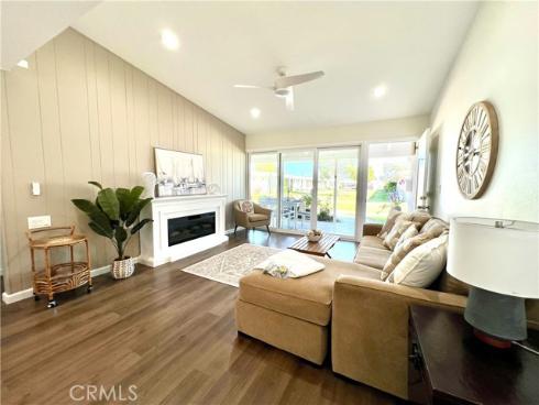 1533  Merion Way, M2-26d  , Seal Beach, CA