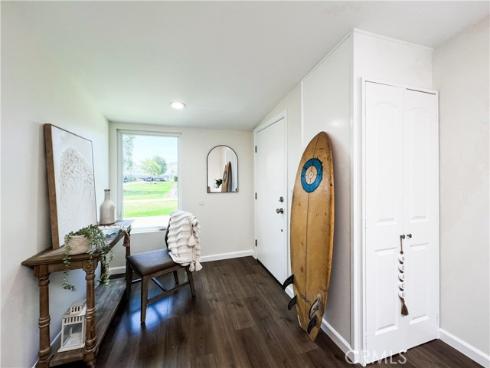 1533  Merion Way, M2-26d  , Seal Beach, CA