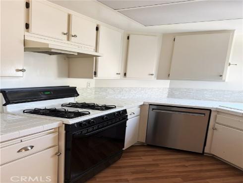 12584  Montecito  5  Road, Seal Beach, CA