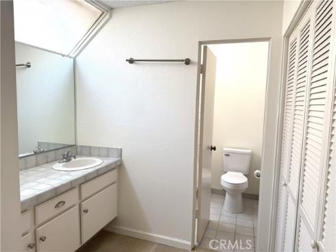 12584  Montecito  5  Road, Seal Beach, CA