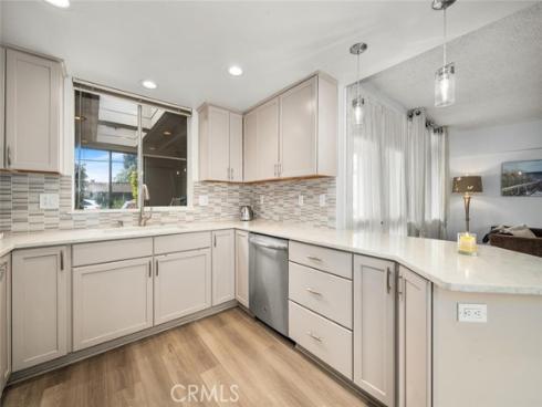 13120  Del Monte  47G  Drive, Seal Beach, CA