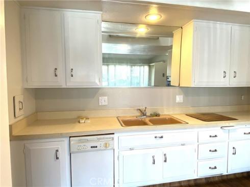 13962  El Dorado Dr., M2-60i  , Seal Beach, CA