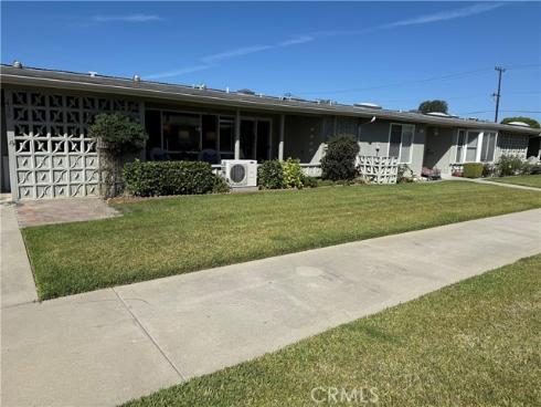1670  Interlachen Rd. 12-43d  , Seal Beach, CA