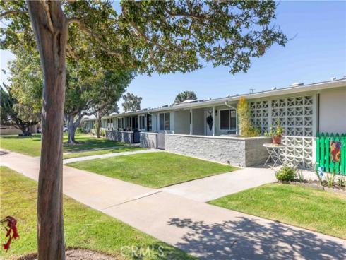 1221  Knollwood M4 47h  , Seal Beach, CA