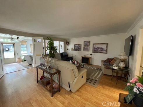 13360  Del Monte  2-B  Drive, Seal Beach, CA