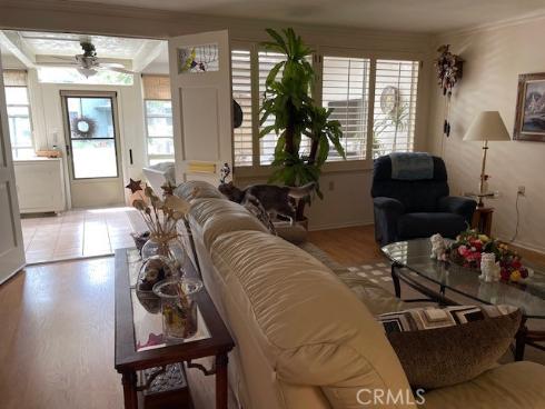 13360  Del Monte  2-B  Drive, Seal Beach, CA