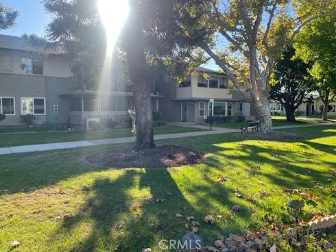 13360  Del Monte  2-B  Drive, Seal Beach, CA