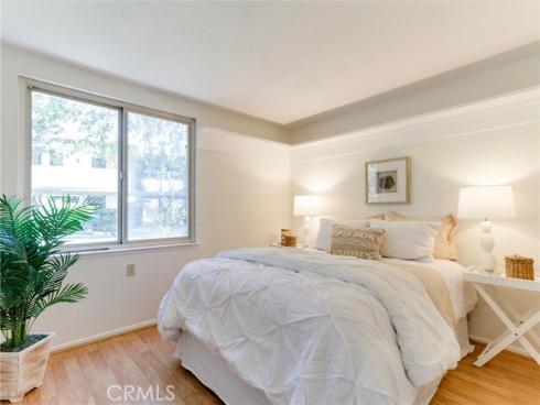 13360 Del Monte 2-B Drive, Seal Beach, CA