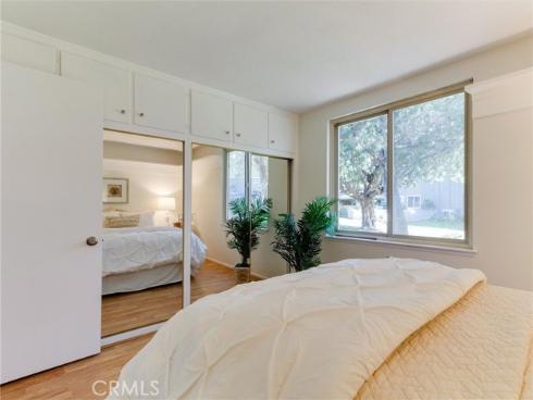 13360 Del Monte 2-B Drive, Seal Beach, CA