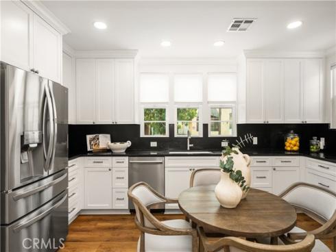 309  15th   Street, Seal Beach, CA