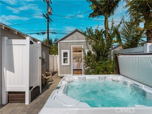 309  15th   Street, Seal Beach, CA