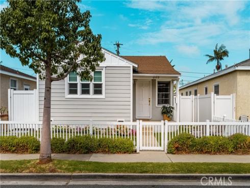 309  15th   Street, Seal Beach, CA