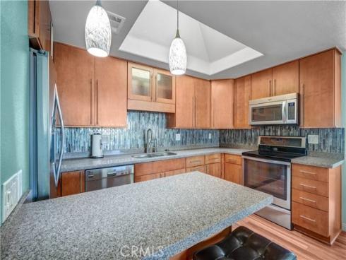 13720  Canoe Brook Dr  18A , Seal Beach, CA