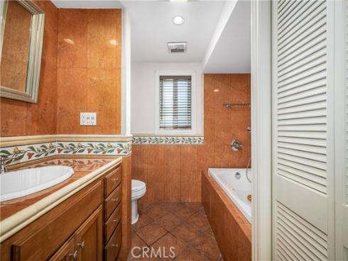 1920  Mckinney  17A  WayM-15, Seal Beach, CA