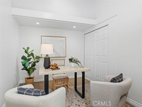 13451  Danbury  M6-133D  Lane, Seal Beach, CA