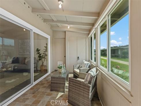 13451  Danbury  M6-133D  Lane, Seal Beach, CA