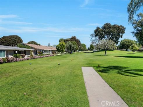 13451  Danbury  M6-133D  Lane, Seal Beach, CA