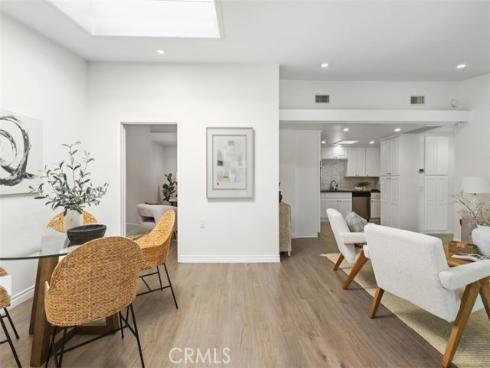 13451  Danbury  M6-133D  Lane, Seal Beach, CA