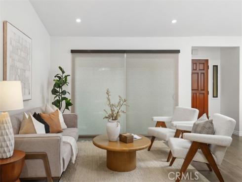 13451  Danbury  M6-133D  Lane, Seal Beach, CA