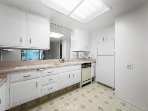 13361  El Dorado  201F  Drive, Seal Beach, CA