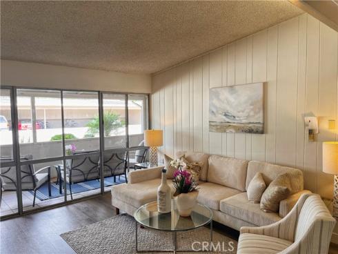 13081  Oak Hills Dr., M9-223i  , Seal Beach, CA