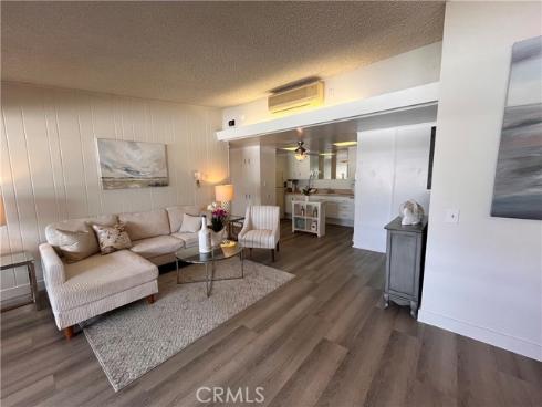 13081  Oak Hills Dr., M9-223i  , Seal Beach, CA
