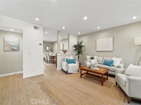 329 Regatta Way , Seal Beach, CA