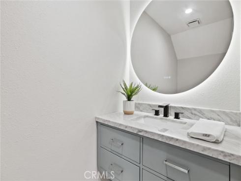 329 Regatta Way , Seal Beach, CA