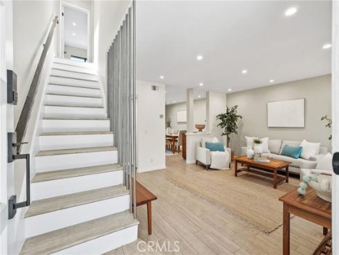 329 Regatta Way , Seal Beach, CA